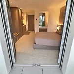 Attica Residences, Lausanne Апарт-отель 4*