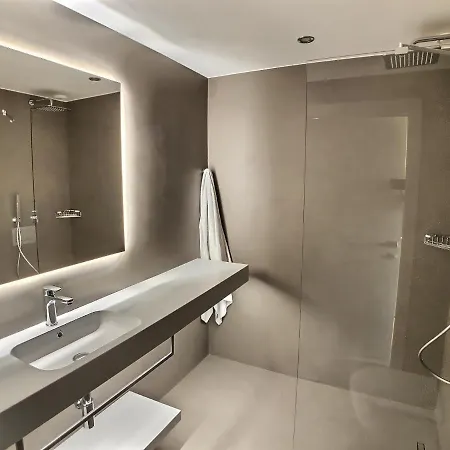 Attica Residences, Lausanne Апарт-отель